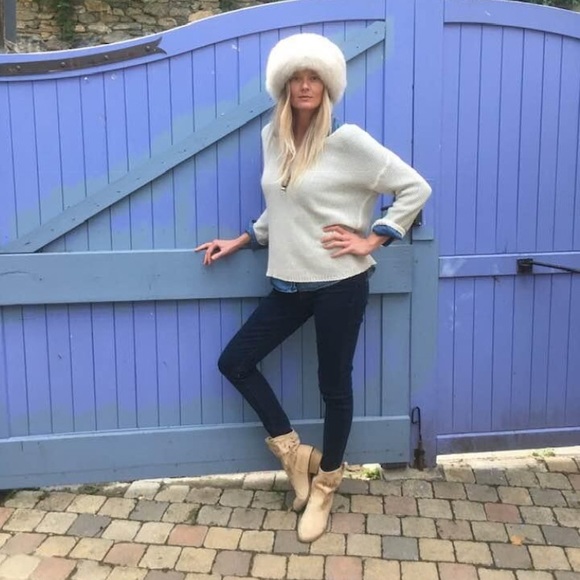 Meet your Posher, Stephy - Picture 1 of 1